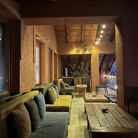 Hostel Prishtina Backpackers พริสตีนา ภายนอก รูปภาพ